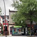 Two Bedroom Duplex In Plateau Mont-Royal District