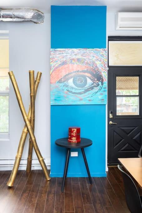 Two Bedroom Duplex In Plateau Mont-royal District Appartement *